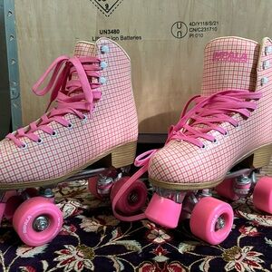 Impala roller skates size 8